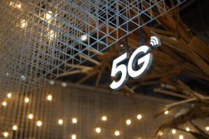 How Does 5G Technology Enhance the Internet of Things (IoT)?